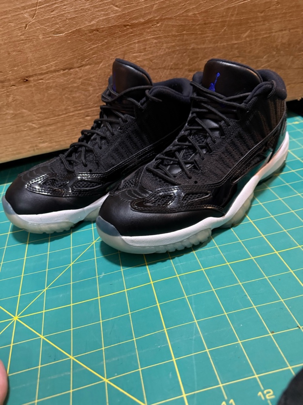 Air Jordan 11 Men’s Size 10 Retro Low Black/White Concord Space Jam 919712-041 - Picture 2 of 10